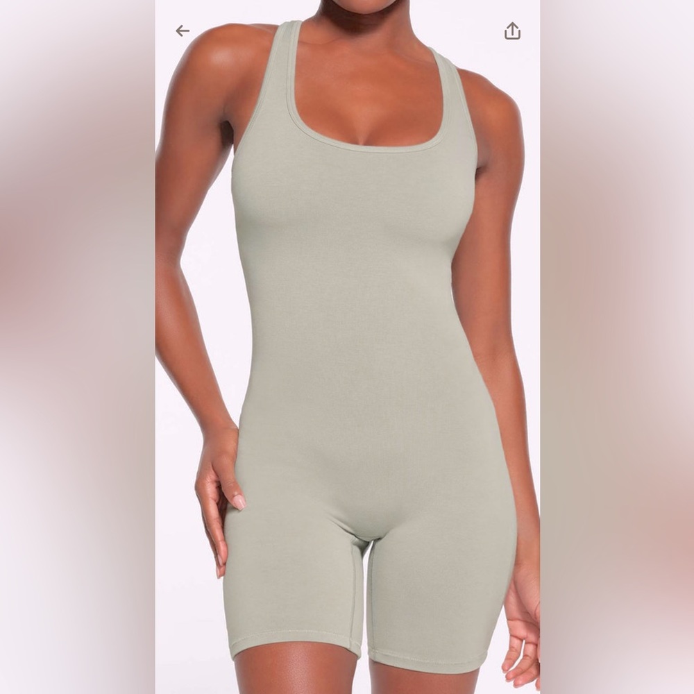 NWT SKIMS Mid-thigh Onesie in Mineral Sz XS